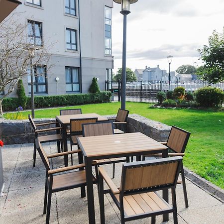 Leonardo Hotel Galway Ngoại thất bức ảnh