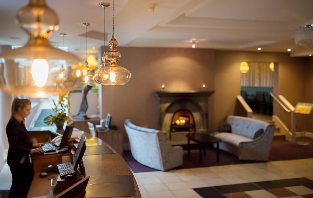 Leonardo Hotel Galway Ngoại thất bức ảnh