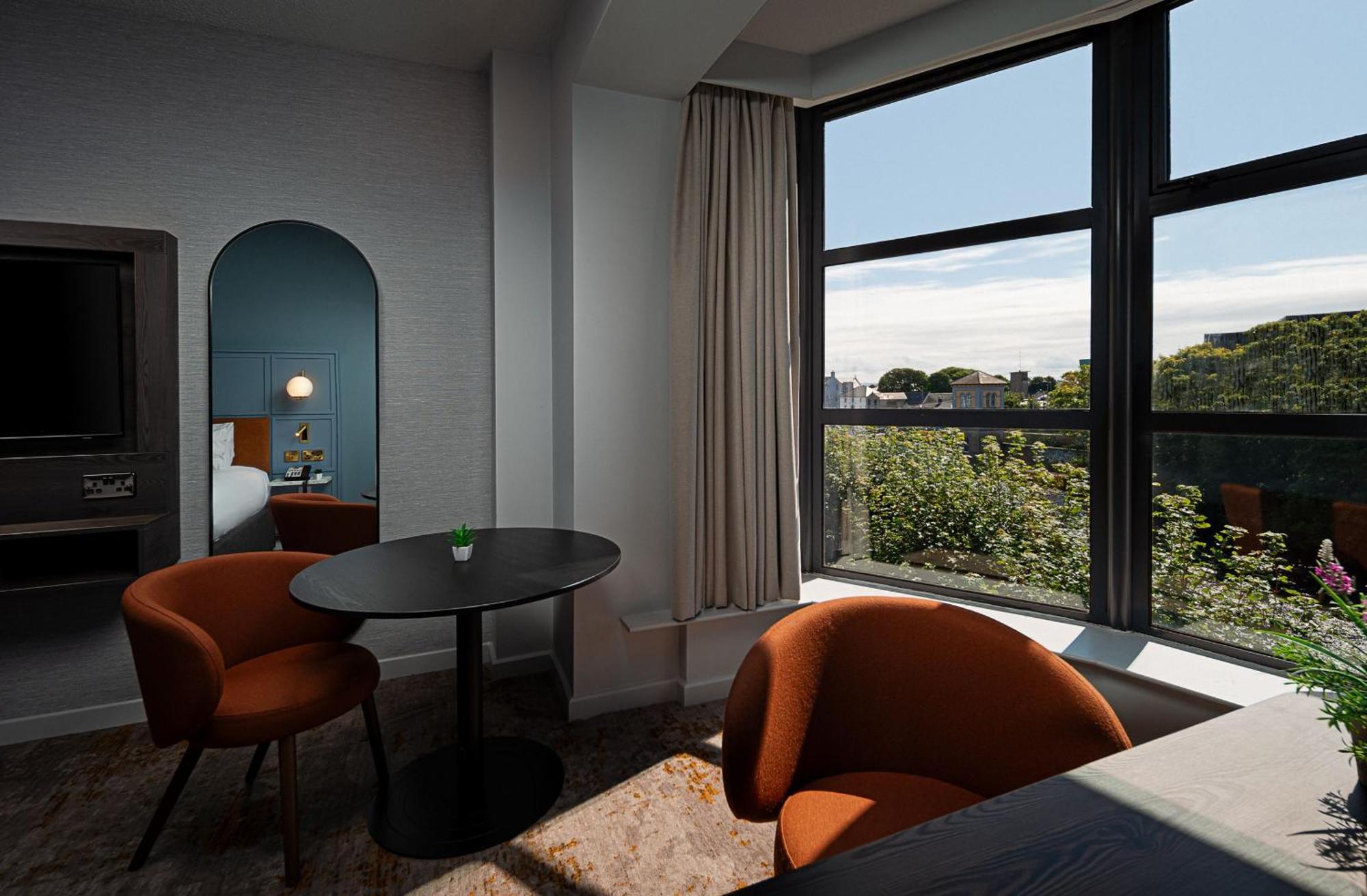 Leonardo Hotel Galway Ngoại thất bức ảnh