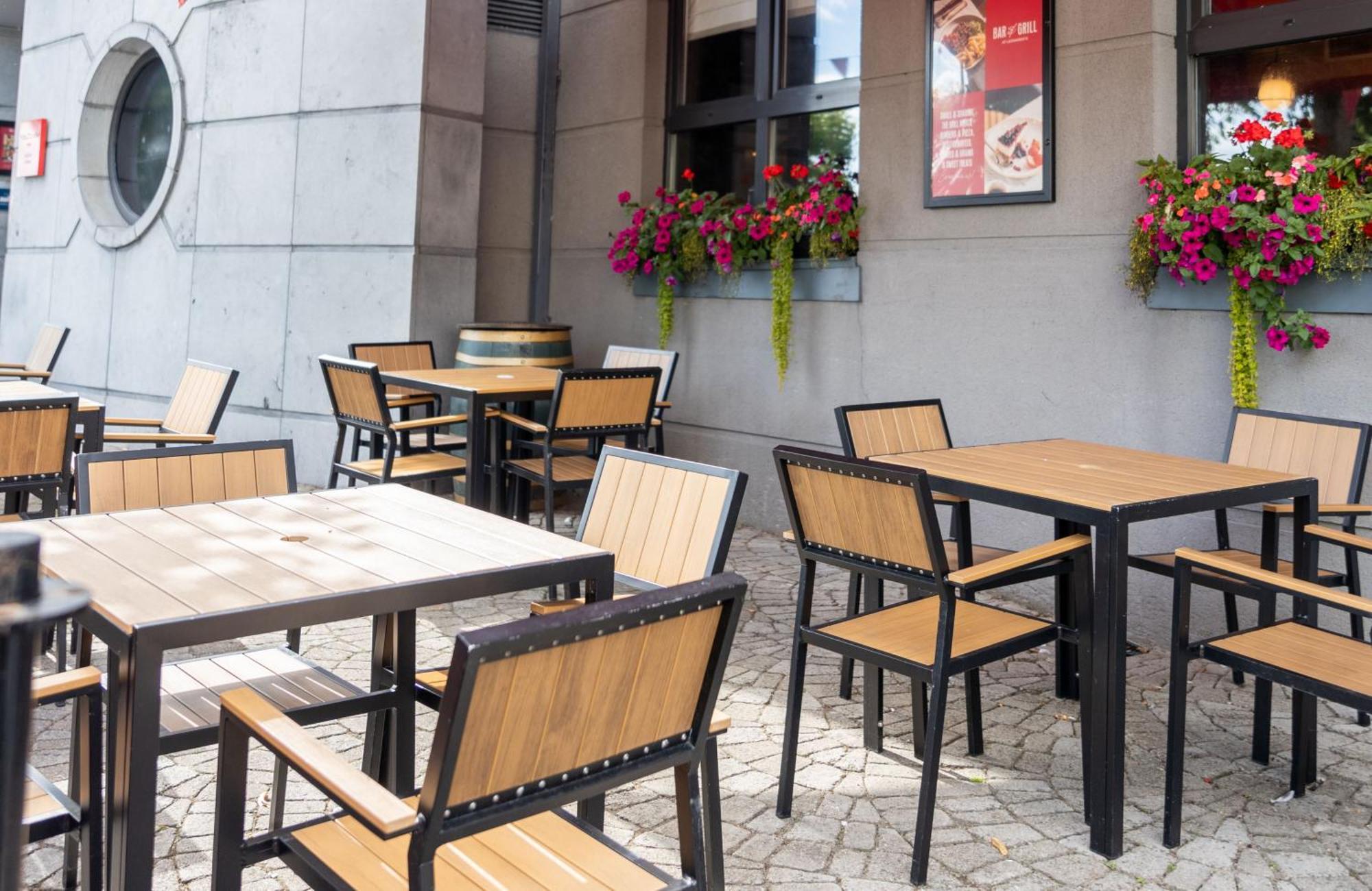 Leonardo Hotel Galway Ngoại thất bức ảnh